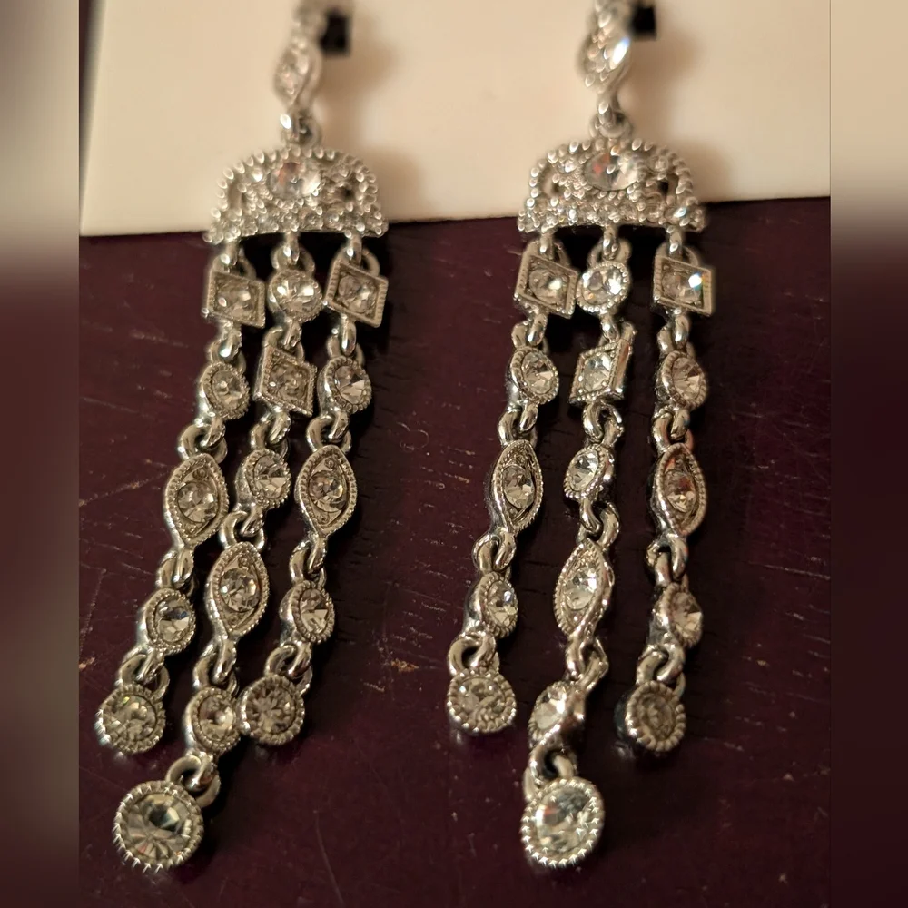 New Givenchy Sparkling Crystal Chandelier Earrings - Picture 2 of 8